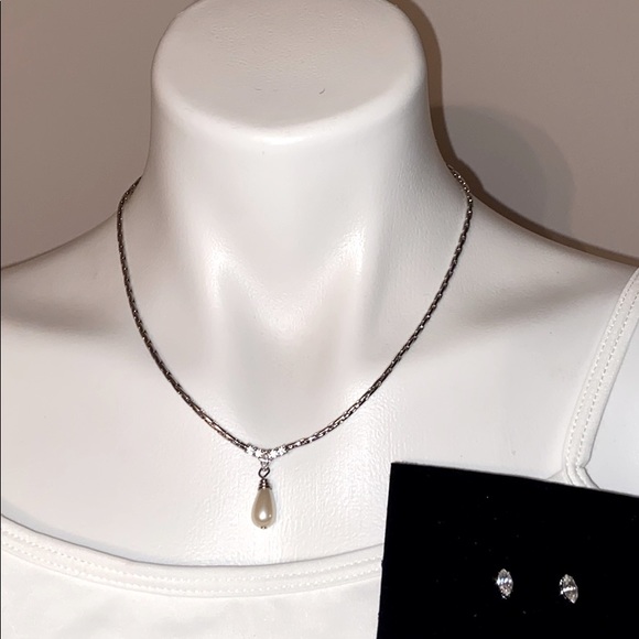 Nwot Vintage Avon Pearl Necklace Cz 